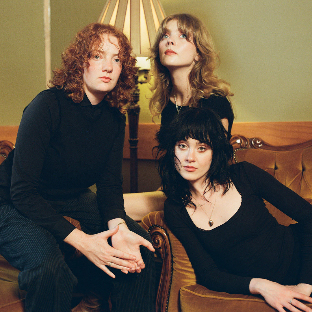 Folk Bitch Trio